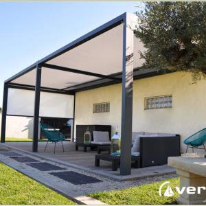 Pergola Veranco Cocoon. Store de terrase luxe.